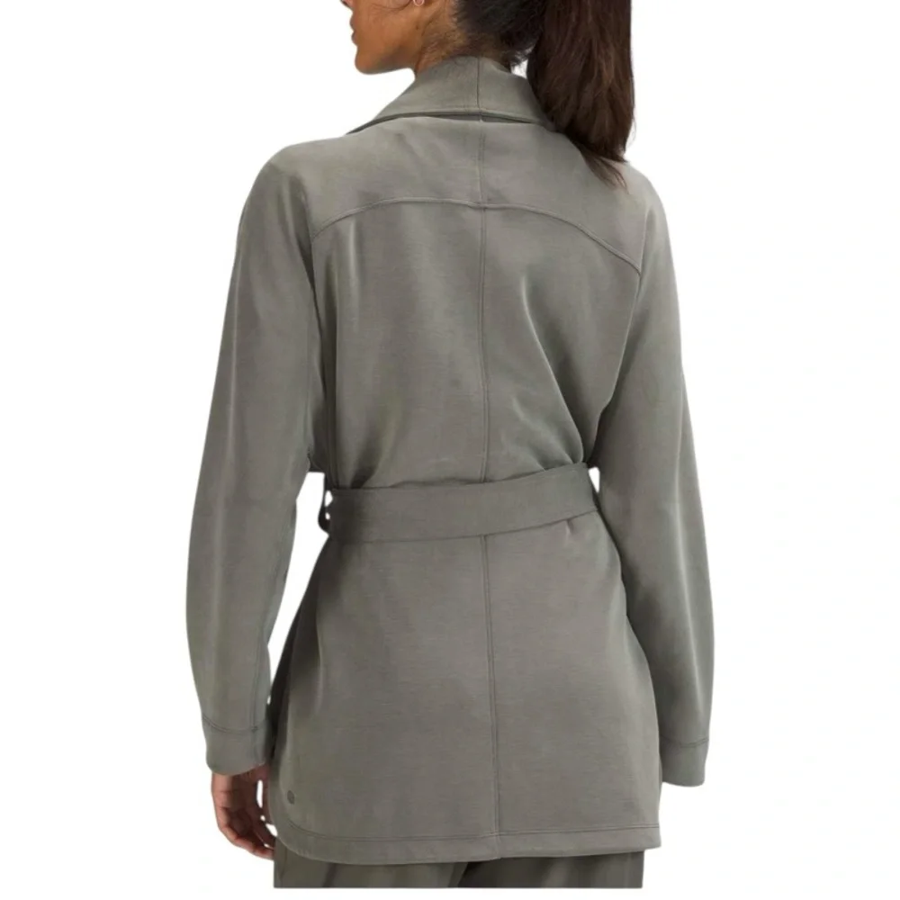 Lululemon Softstreme Belted Wrap Jacket Grey Sage XS/S - Picture 8 of 16
